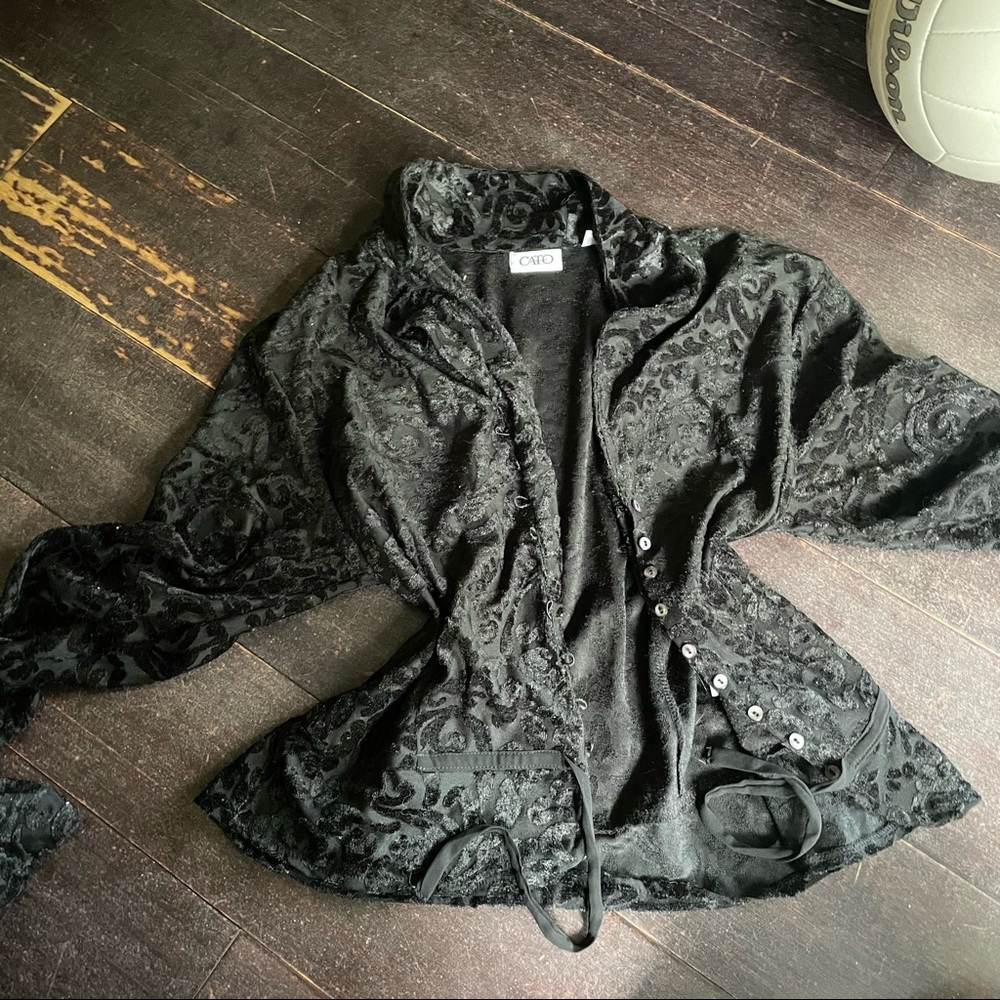 velvet detail button up